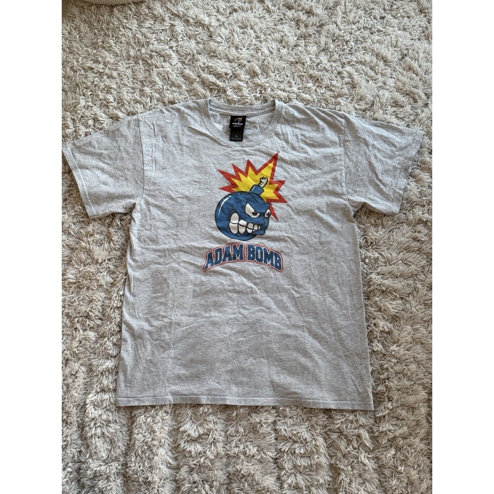 Adam Bomb The Hundreds Mean Bomb T-Shirt Adult Medium SS Heather Gray Used